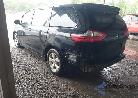 2016 Toyota Sienna L 7 Passenger z USA, uszkodzony, nr VIN 5TDZK3DC3GS715661